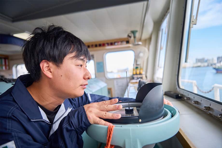 イメージ：作業するSさん